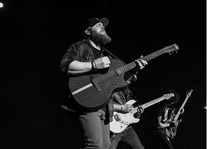 With Tyler Braden’s newest hits, “Try Losing One,” and “Seventeen”, he has proven that his star is on the rise. You will be hearing a lot more from this singer/songwriter.